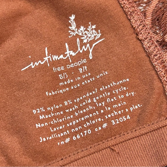 NWOT Free People Intimately Reversible Lace Bandeau - Picture 7 of 7